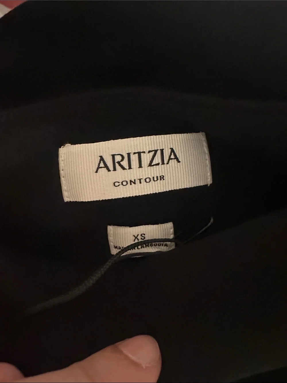 Aritzia Contour Square-neck Bodysuit - Picture 7 of 13